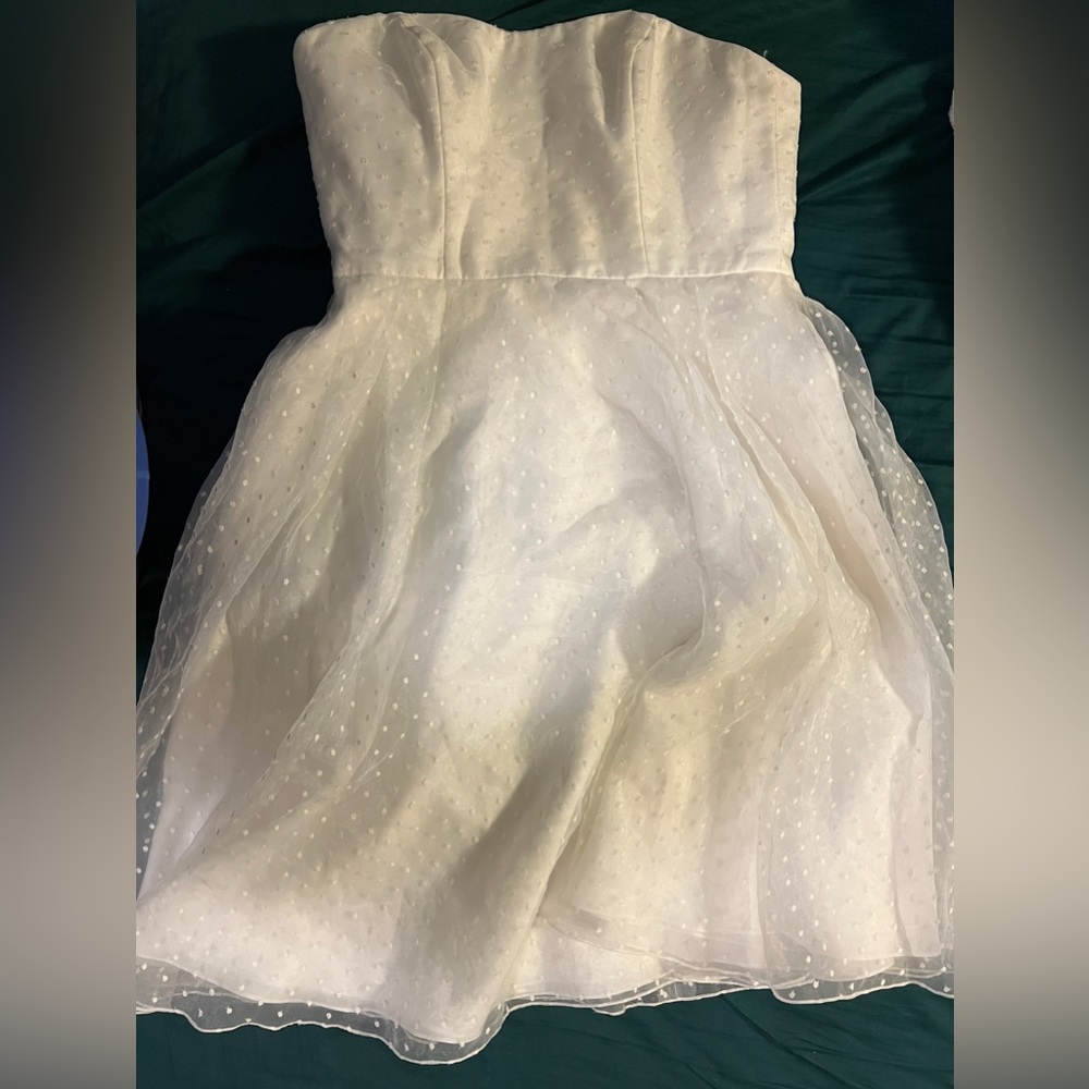 Short Wedding dress with pockets!